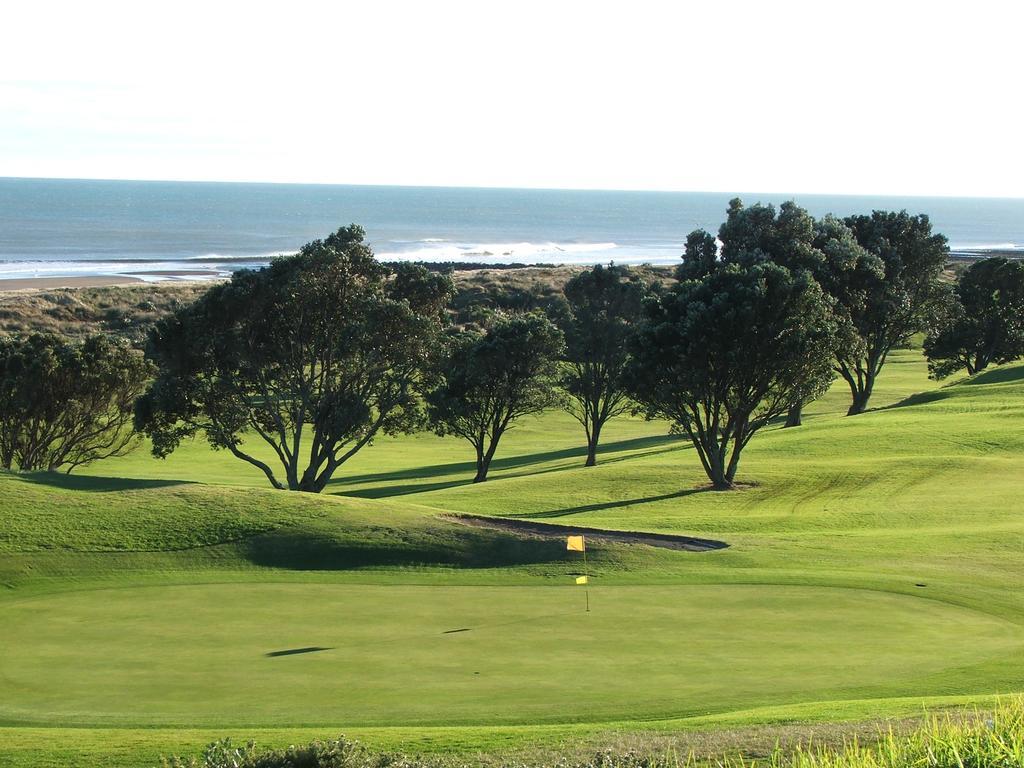 Fitzroy Beach Holiday Park New Plymouth Esterno foto
