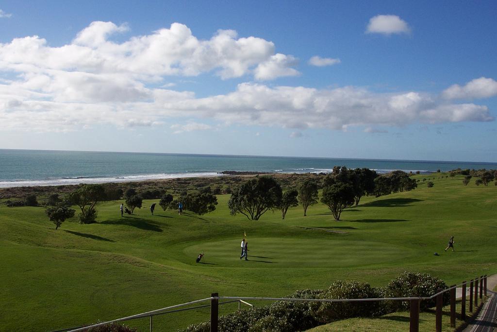 Fitzroy Beach Holiday Park New Plymouth Esterno foto