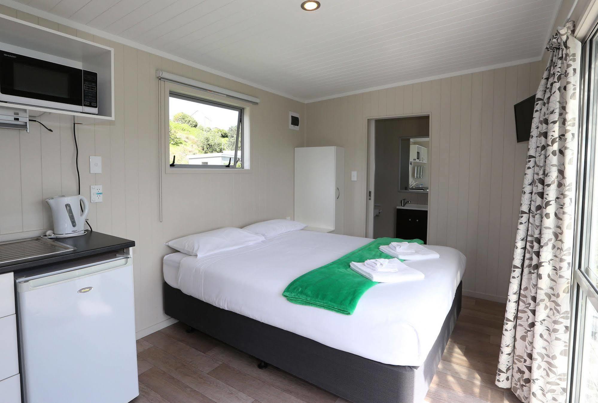 Fitzroy Beach Holiday Park New Plymouth Esterno foto