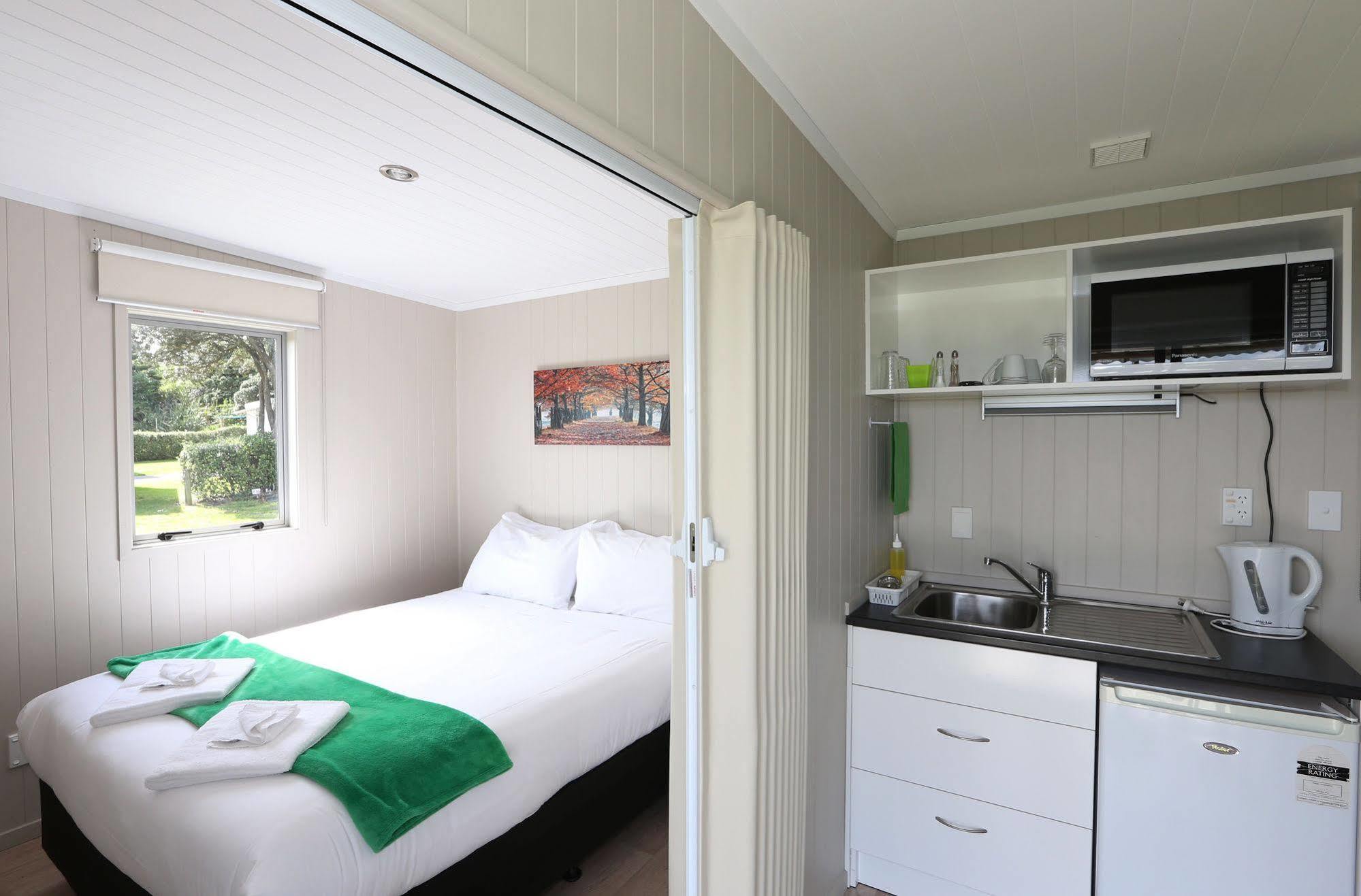 Fitzroy Beach Holiday Park New Plymouth Esterno foto
